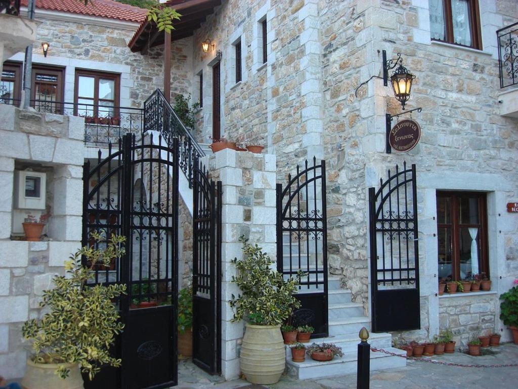 Ξενωνασ Σελινουντα Hotel Kosmás Exterior foto