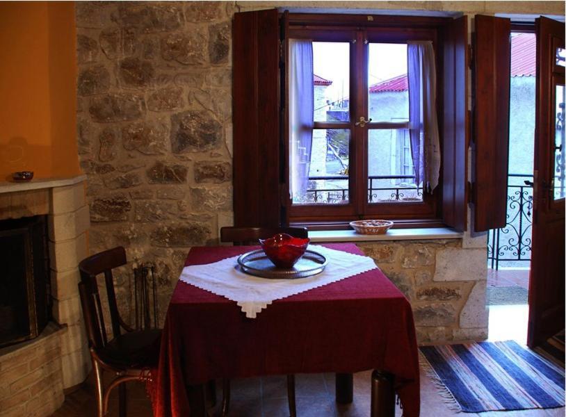Ξενωνασ Σελινουντα Hotel Kosmás Exterior foto